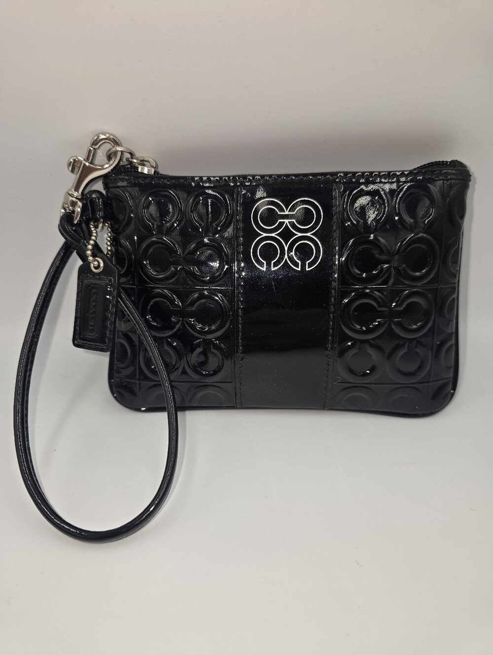 COACH Black Patent Leather Small Wristlet Embossed Op Art C EUC